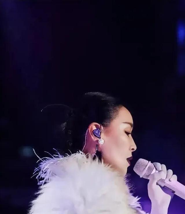 探索未来的繁荣之路，解析与落实澳门与香港正版免费资本车在2025年的发展蓝图